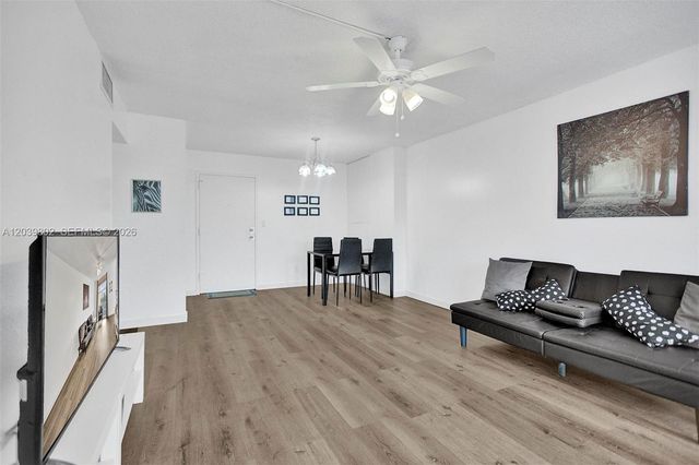 200 172nd Street 514, Sunny Isles Beach, FL 33160