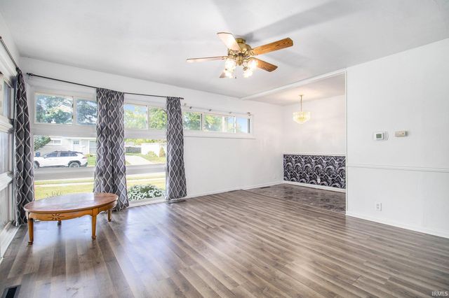 4108 Woodvale Drive, South Bend, IN 46614