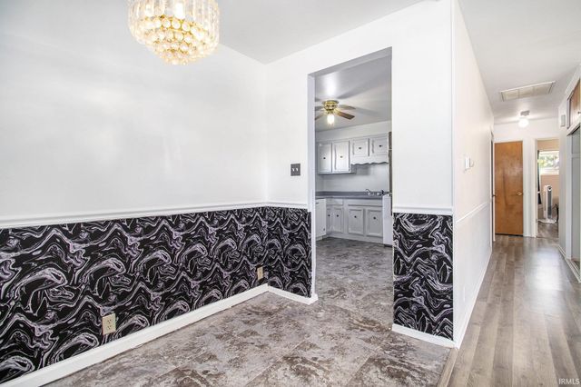 4108 Woodvale Drive, South Bend, IN 46614