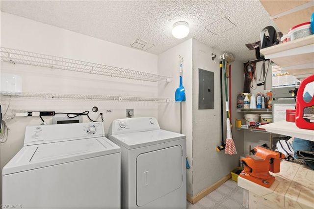 5784 Deauville CIR B103, Naples, FL 34112