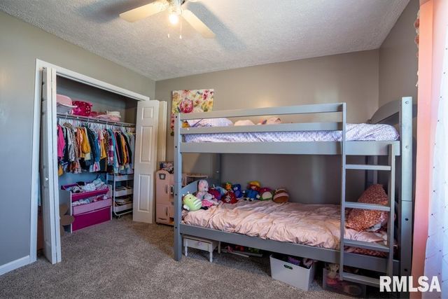 910 FAIRLANE Drive, Marion, IL 62959