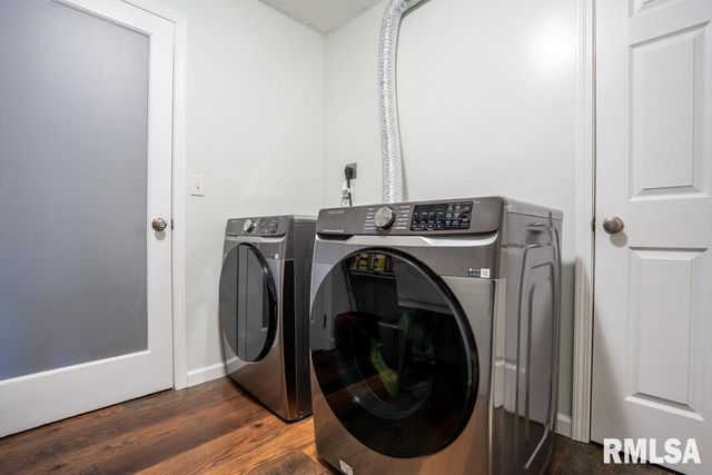 910 FAIRLANE Drive, Marion, IL 62959