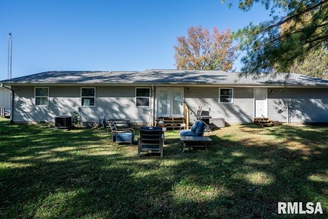 910 FAIRLANE Drive, Marion, IL 62959