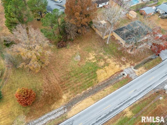 910 FAIRLANE Drive, Marion, IL 62959