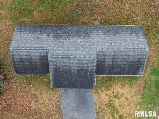 910 FAIRLANE Drive, Marion, IL 62959