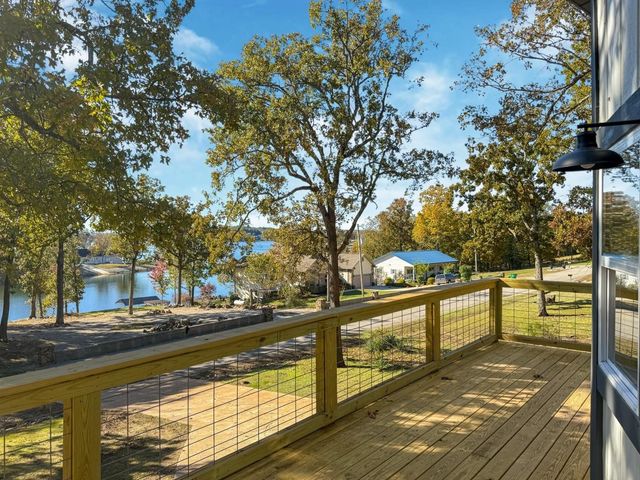 1506 E Emerald Cove Drive, Horseshoe Bend, AR 72512