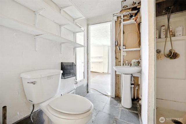 618 N 3rd Avenue, Kelso, WA 98626