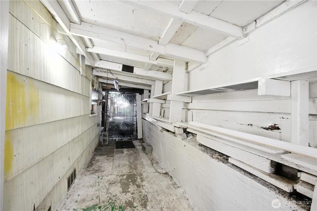 618 N 3rd Avenue, Kelso, WA 98626