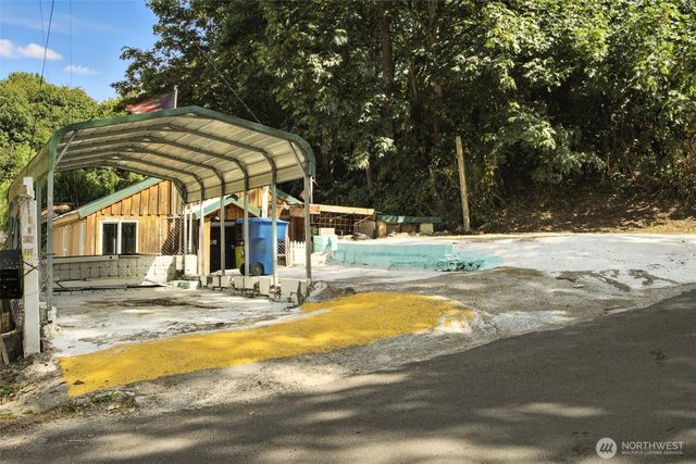 618 N 3rd Avenue, Kelso, WA 98626