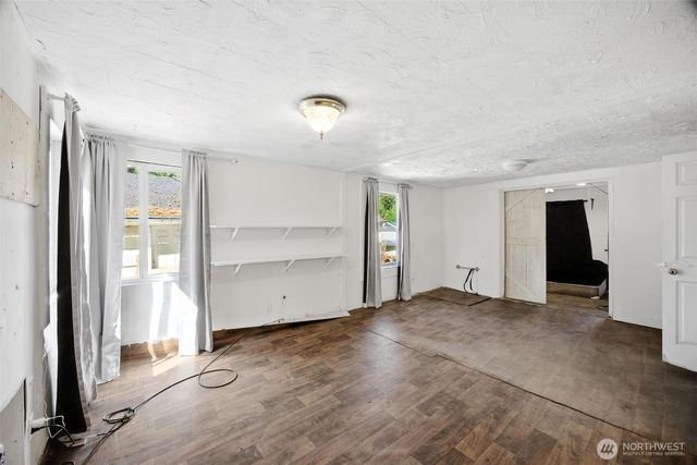 618 N 3rd Avenue, Kelso, WA 98626