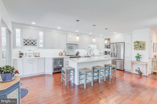 1-A E MALLARD DR, Ocean Pines, MD 21811