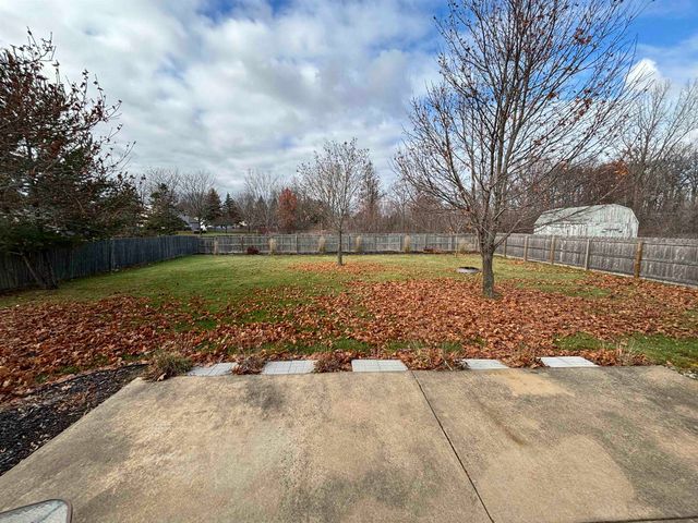 4045 N Center Road, Saginaw, MI 48604