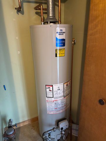 4045 N Center Road, Saginaw, MI 48604