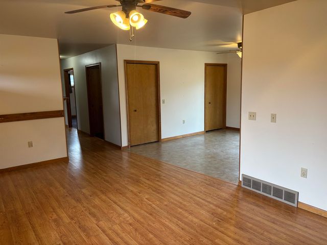 4045 N Center Road, Saginaw, MI 48604