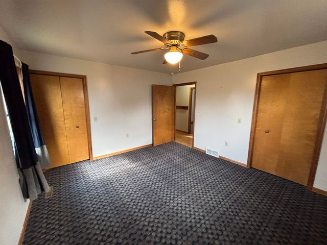 4045 N Center Road, Saginaw, MI 48604