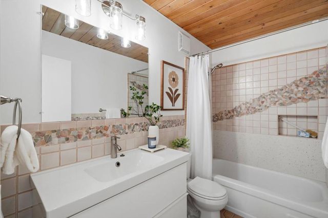 715 Quetta Avenue E, Sunnyvale, CA 94087