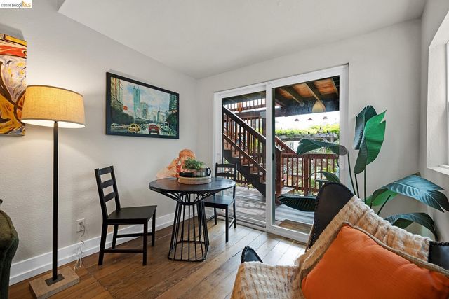 679 28th st, Oakland, CA 94608