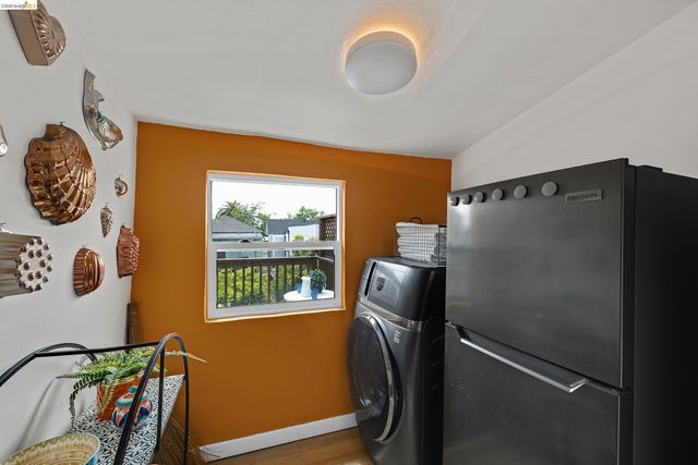 679 28th st, Oakland, CA 94608