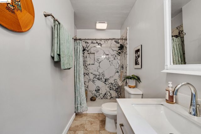 679 28th st, Oakland, CA 94608