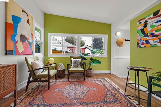 679 28th st, Oakland, CA 94608