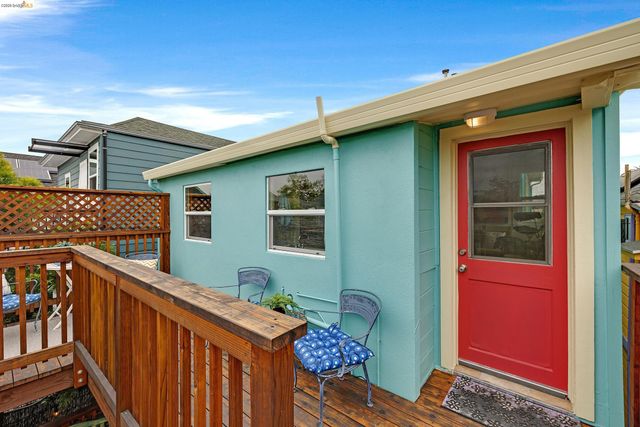 679 28th st, Oakland, CA 94608