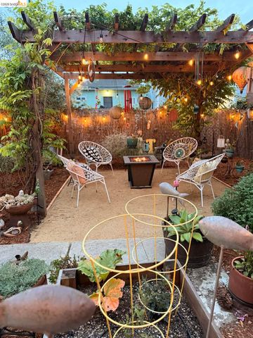 679 28th st, Oakland, CA 94608