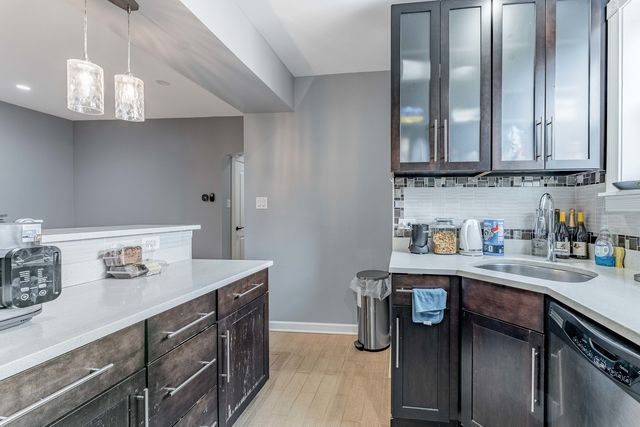 5717 N Kimball Avenue 2N, Chicago, IL 60659