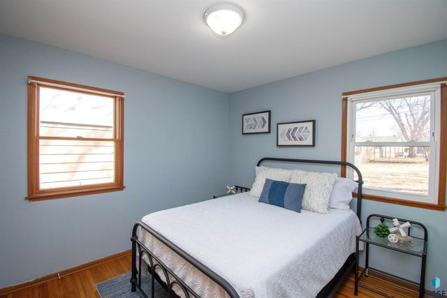 600 S Sneve Ave Avenue, Sioux Falls, SD 57103