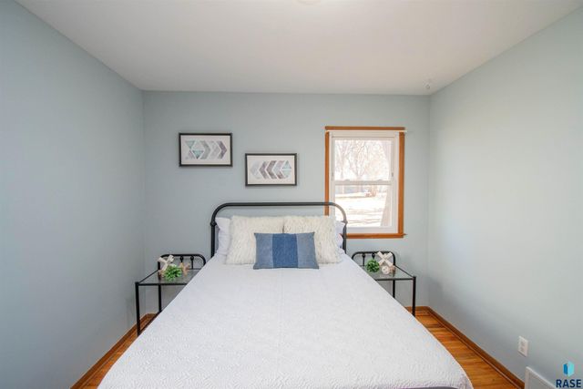 600 S Sneve Ave Avenue, Sioux Falls, SD 57103