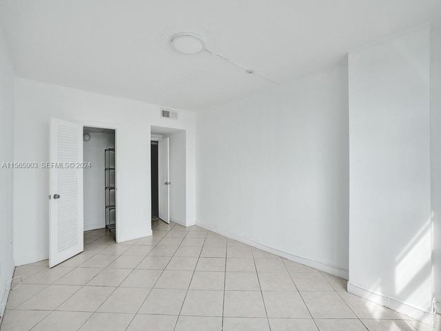 300 Bayview Drive 906, Sunny Isles Beach, FL 33160