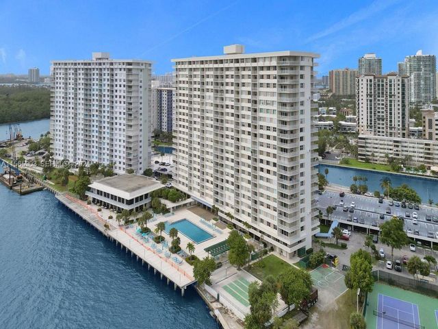 300 Bayview Drive 906, Sunny Isles Beach, FL 33160
