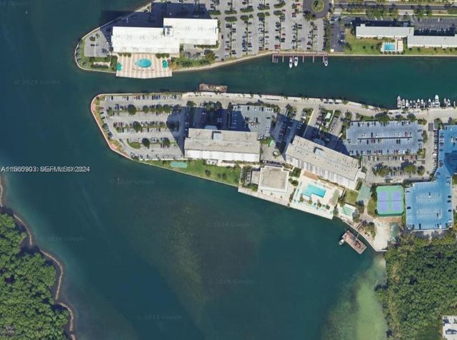 300 Bayview Drive 906, Sunny Isles Beach, FL 33160
