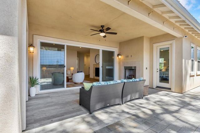 1949 Estancia Pl, Escondido, CA 92029