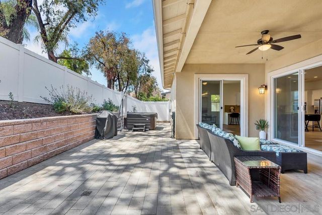 1949 Estancia Pl, Escondido, CA 92029