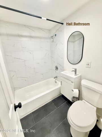 10490 PINEHURST Drive, Jacksonville, FL 32218