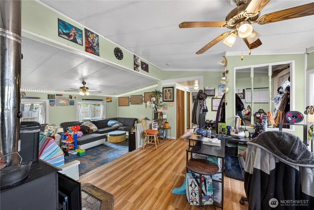 4514 Alamo Way, Oak Harbor, WA 98277