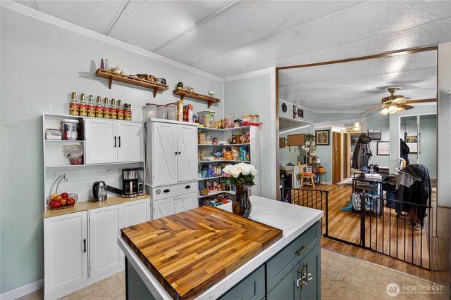 4514 Alamo Way, Oak Harbor, WA 98277
