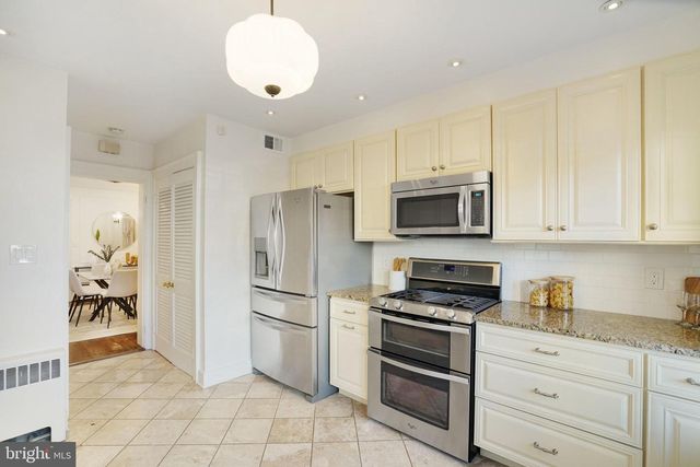 625 S SAINT ASAPH ST, Alexandria, VA 22314