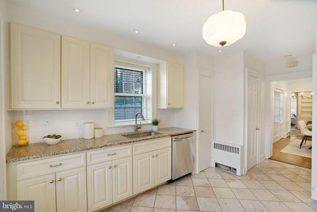 625 S SAINT ASAPH ST, Alexandria, VA 22314