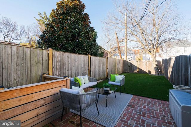 625 S SAINT ASAPH ST, Alexandria, VA 22314