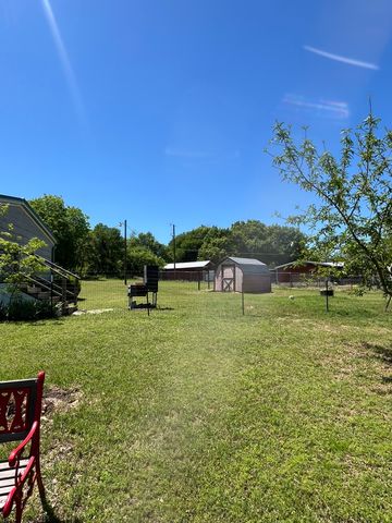 139 Canyon Valley Lane, Weatherford, TX 76085