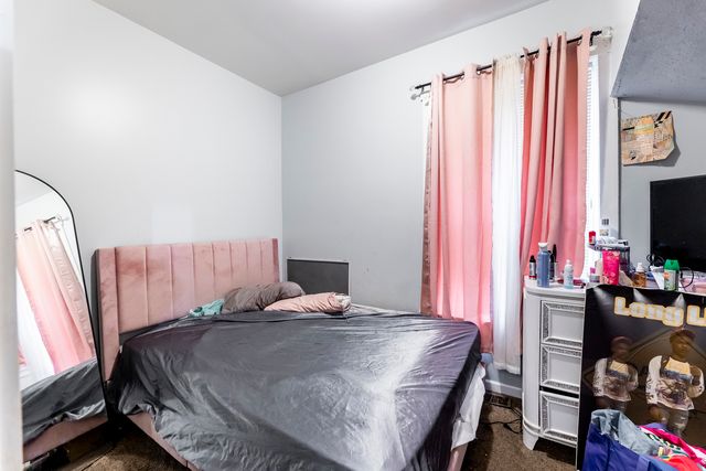 4543 W West End Avenue, Chicago, IL 60624