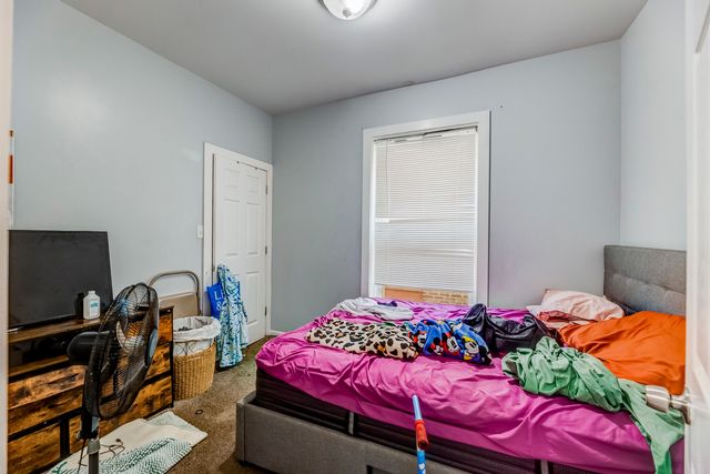 4543 W West End Avenue, Chicago, IL 60624