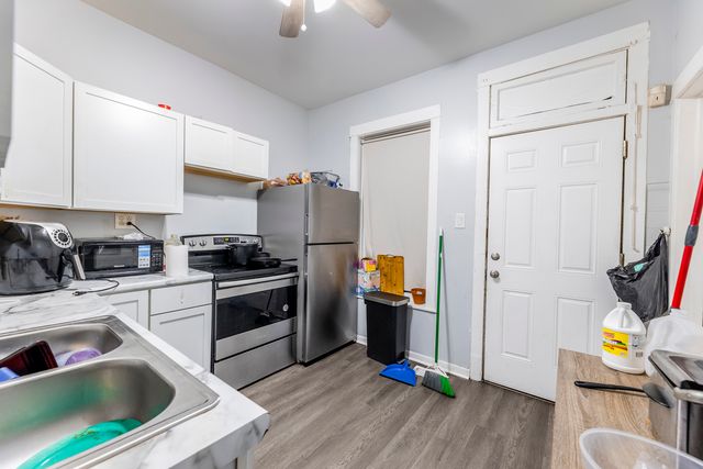 4543 W West End Avenue, Chicago, IL 60624