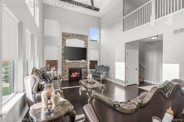 17632 Goldeneye Drive, Clinton Charter Township, MI 48038
