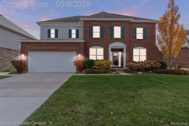 17632 Goldeneye Drive, Clinton Charter Township, MI 48038
