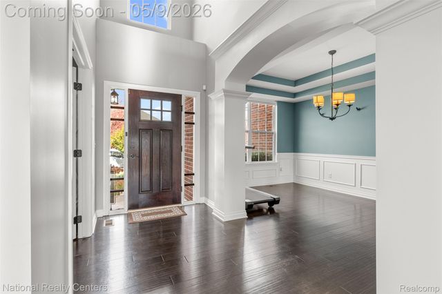 17632 Goldeneye Drive, Clinton Charter Township, MI 48038