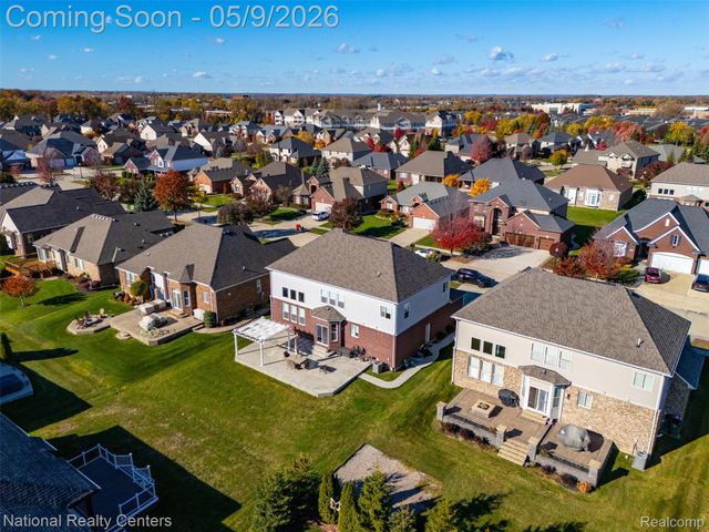 17632 Goldeneye Drive, Clinton Charter Township, MI 48038