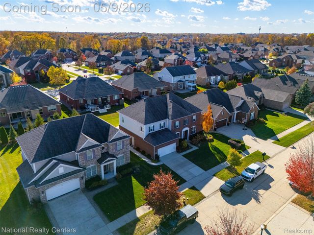 17632 Goldeneye Drive, Clinton Charter Township, MI 48038