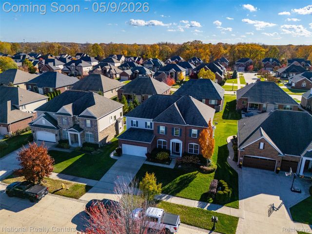 17632 Goldeneye Drive, Clinton Charter Township, MI 48038